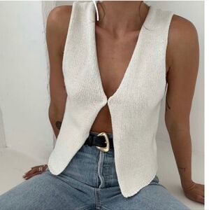 Rumored Prince Street Sweater Vest Small